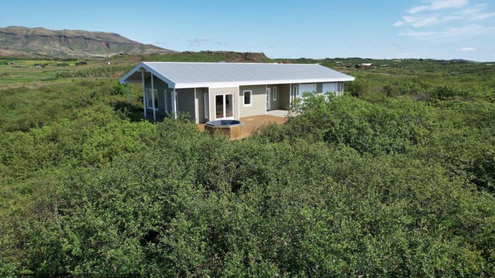 Holiday home Golden Circle Spectacular House!